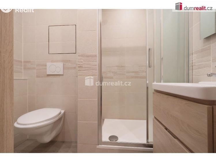 Аренда квартиры 2+KK Praha 4, Podle Kačerova č. 11