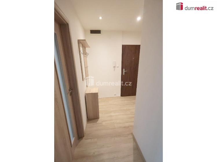 Аренда квартиры 2+KK Praha 4, Podle Kačerova č. 17