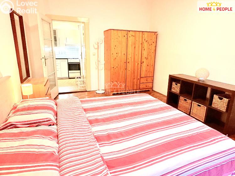 Rent apartment 2+1 Praha 3, Biskupcova č. 8