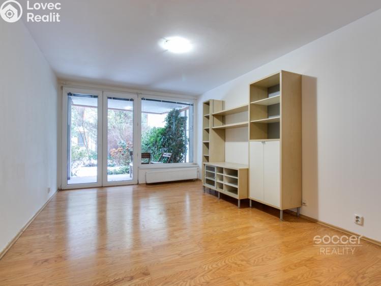 Rent apartment 2+KK Praha, Vřesová č. 3