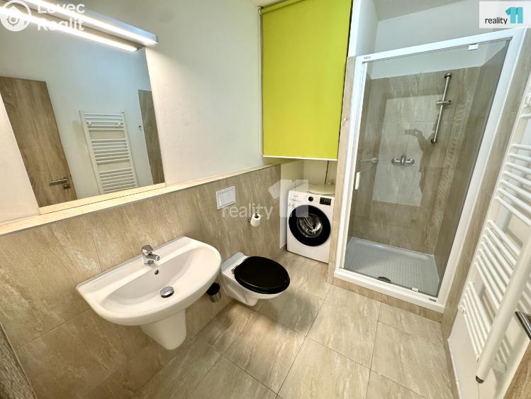 Pronájem bytu 3+KK Jeneč, Lidická č. 9