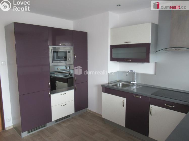 Оренда квартири 2+1 Praha 8, Ořechová č. 3