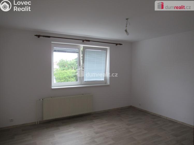Оренда квартири 2+1 Praha 8, Ořechová č. 10