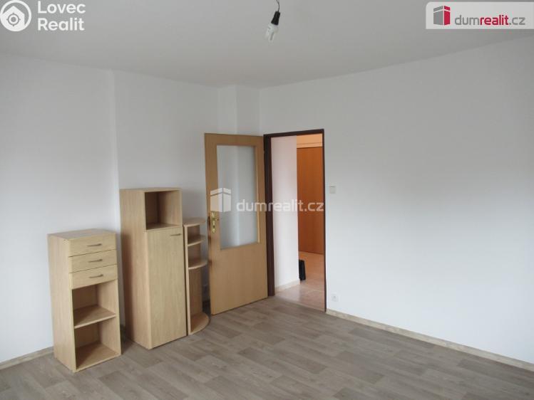 Оренда квартири 2+1 Praha 8, Ořechová č. 13