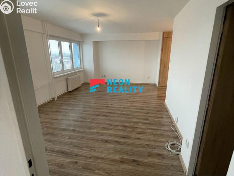Pronájem bytu 2+1 Ostrava, Vršovců č. 4