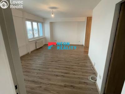 Pronájem bytu 2+1 Ostrava, Vršovců č. 4