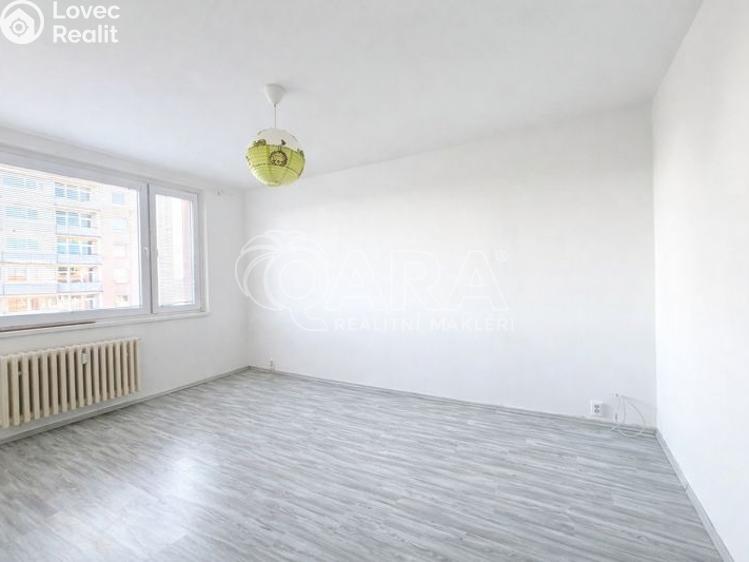 Pronájem bytu 3+1 Praha, Bukovecká 511 č. 8