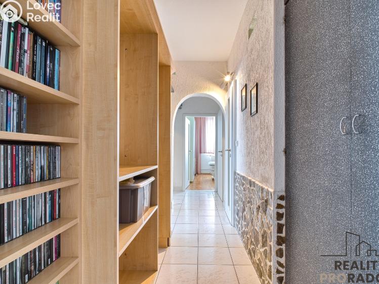 Prodej bytu 4+1 Ostrava, náměstí Antonie Bejdové 1789/3 č. 12