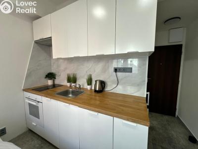 Prodej bytu 3+1 Praha, Tyršova č. 4