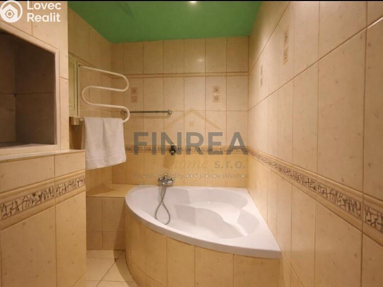 Prodej bytu 2+1 Chomutov, Březenecká č. 3