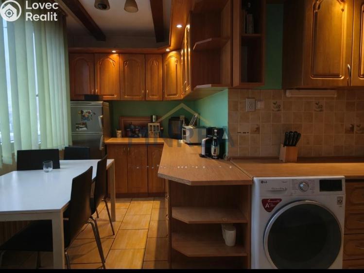 Prodej bytu 2+1 Chomutov, Březenecká č. 1