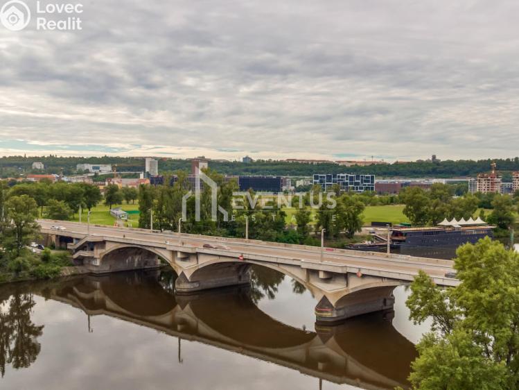 Аренда квартиры 2+KK Praha, Sanderova 1618/4 č. 10