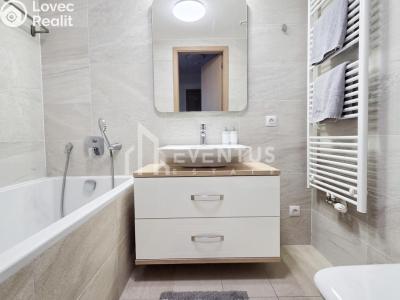 Аренда квартиры 2+KK Praha, Sanderova č. 2