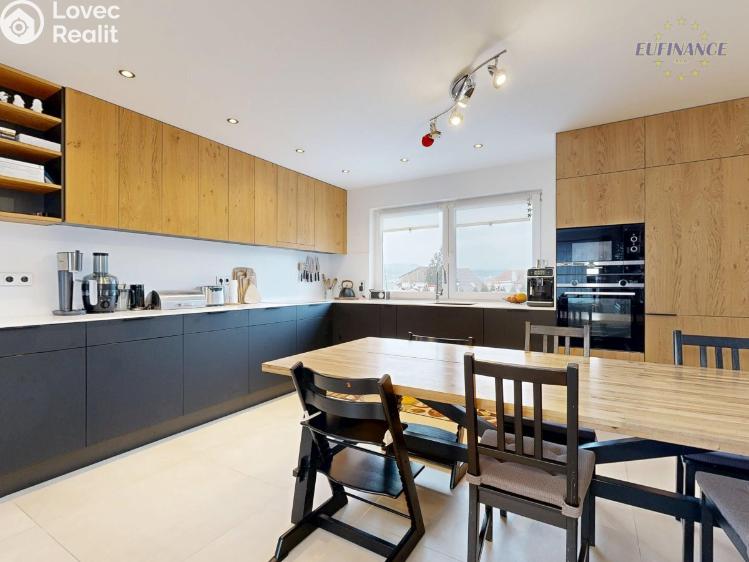 Продаж сімейного будинку Kralupy nad Vltavou, Na Jáně 612 č. 3