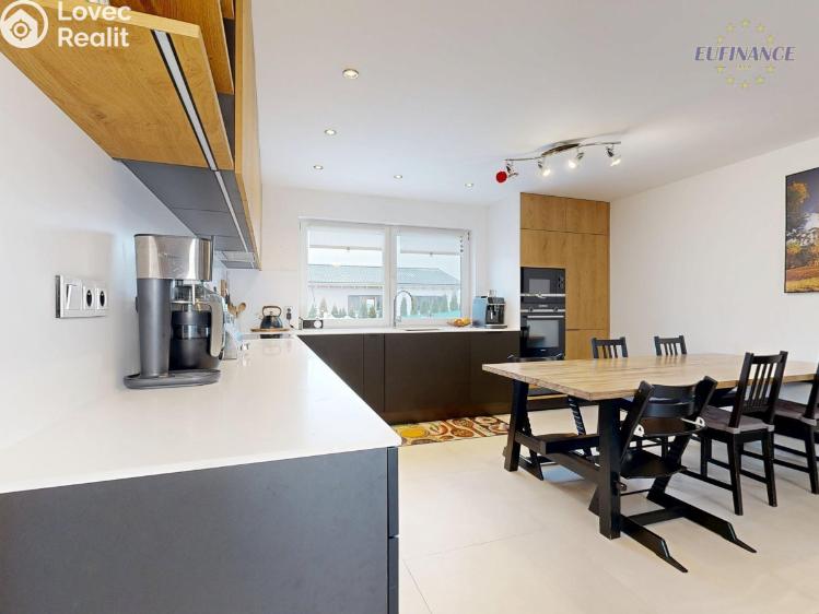 Продаж сімейного будинку Kralupy nad Vltavou, Na Jáně 612 č. 8