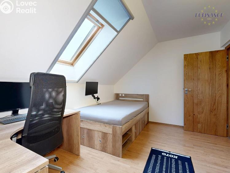 Продаж сімейного будинку Kralupy nad Vltavou, Na Jáně 612 č. 11