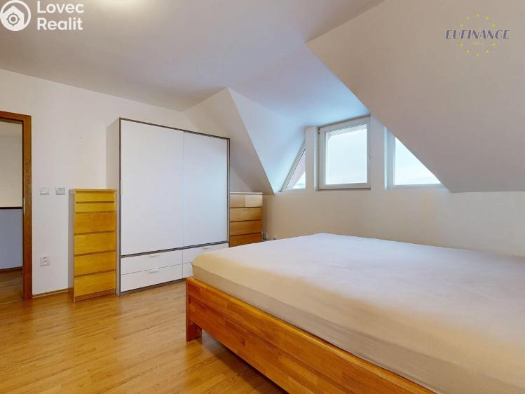 Продаж сімейного будинку Kralupy nad Vltavou, Na Jáně 612 č. 16