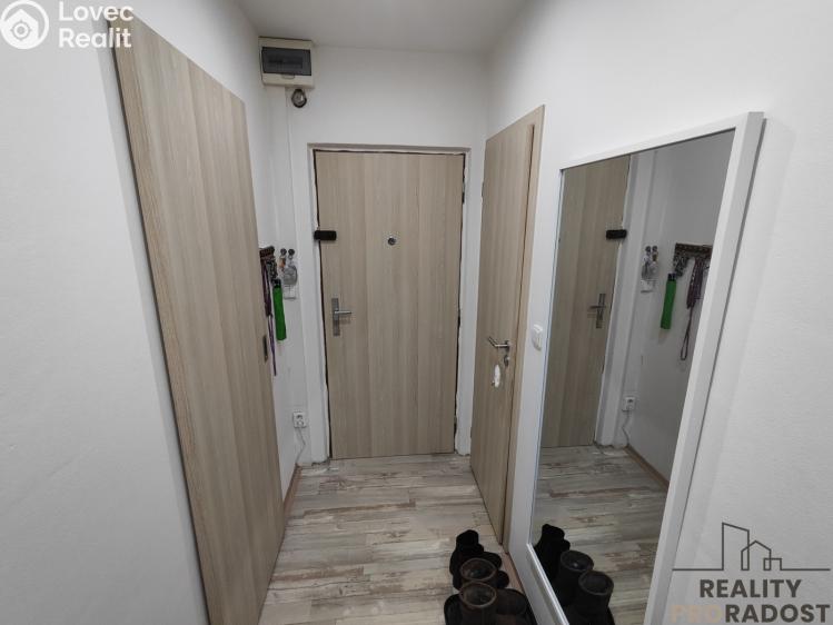 Оренда квартири 2+1 Chomutov, Dřínovská č. 9