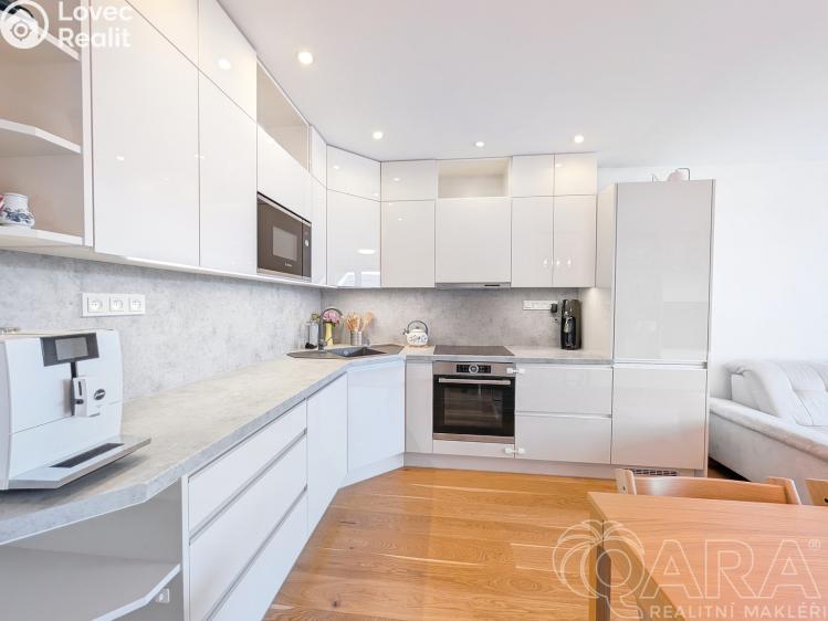 Prodej bytu 3+KK Praha, Tunelářů č. 2