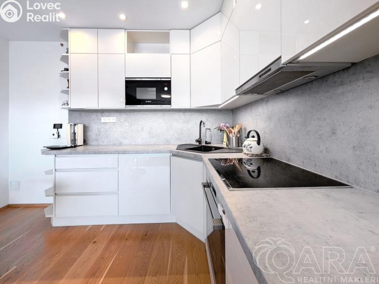 Prodej bytu 3+KK Praha, Tunelářů č. 7