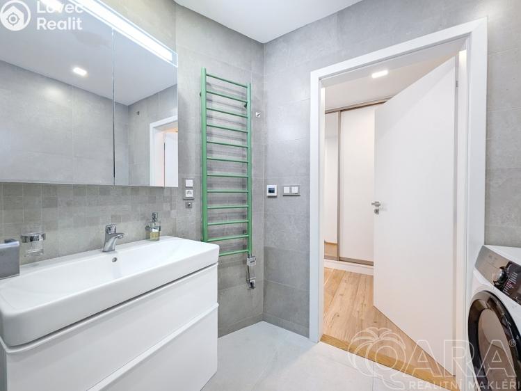 Prodej bytu 3+KK Praha, Tunelářů č. 18