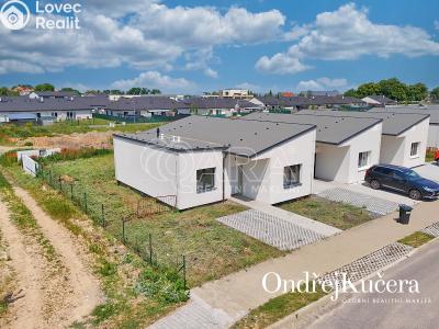 Продаж сімейного будинку Buštěhrad, Polní 1261 č. 5