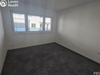 Pronájem bytu 3+KK Znojmo, Třešňová č. 5