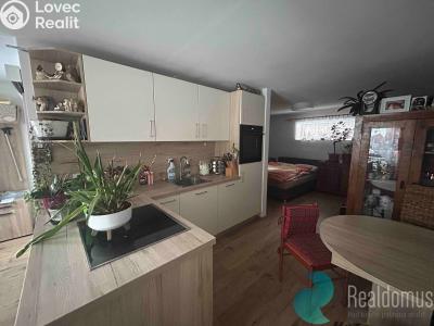 Prodej bytu 2+1 Chvalovice č. 1
