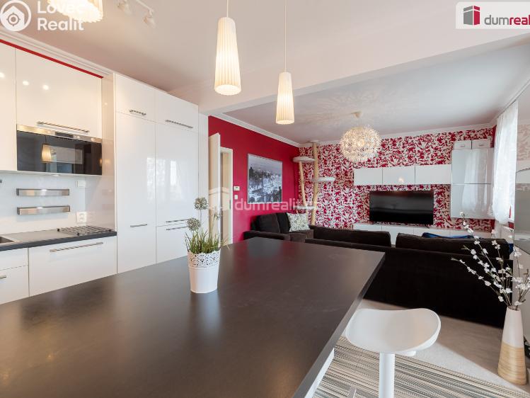 Prodej bytu 4+KK Praha-Čakovice, Ke stadionu č. 2