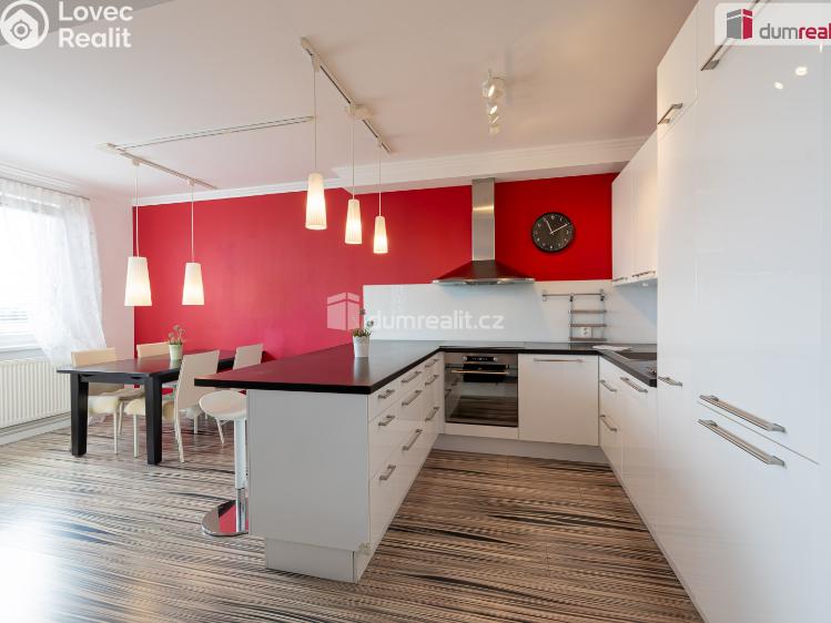 Prodej bytu 4+KK Praha-Čakovice, Ke stadionu č. 3