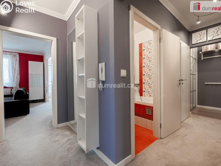 Prodej bytu 4+KK Praha-Čakovice, Ke stadionu č. 12