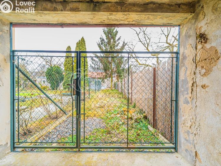 Prodej rodinného domu Praha, K Fialce 44/43a č. 8