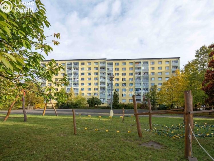 Rent apartment 1+1 Neratovice, Na Výsluní 1302 č. 11