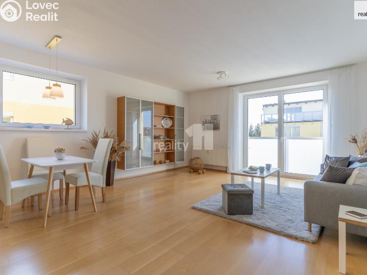 Prodej bytu 2+KK Jesenice, Sluneční č. 1