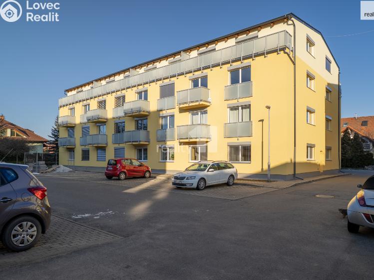 Prodej bytu 2+KK Jesenice, Sluneční č. 16