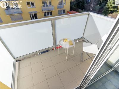 Prodej bytu 2+KK Jesenice, Sluneční č. 3