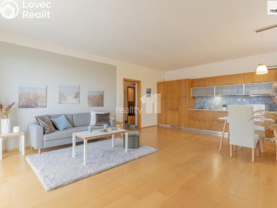 Prodej bytu 2+KK Jesenice, Sluneční č. 5