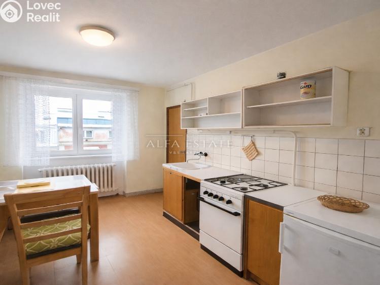 Prodej bytu 2+1 Karlovy Vary, Vítězná č. 1