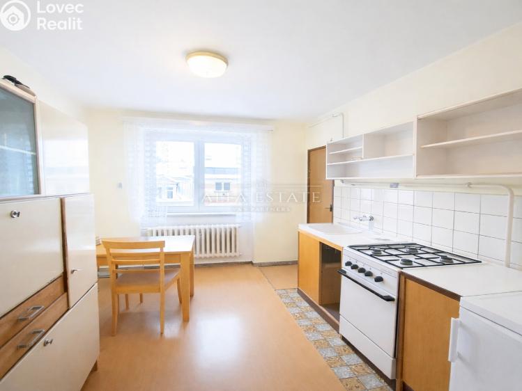 Prodej bytu 2+1 Karlovy Vary, Vítězná č. 2