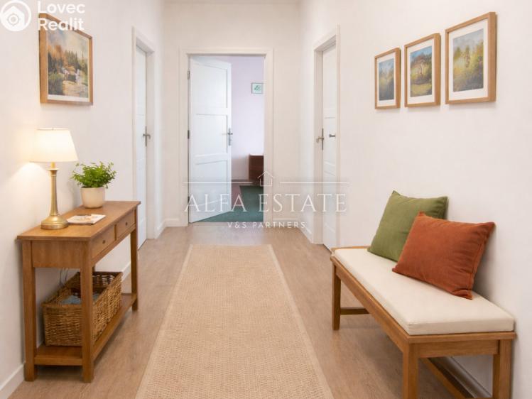 Prodej bytu 2+1 Karlovy Vary, Vítězná č. 13