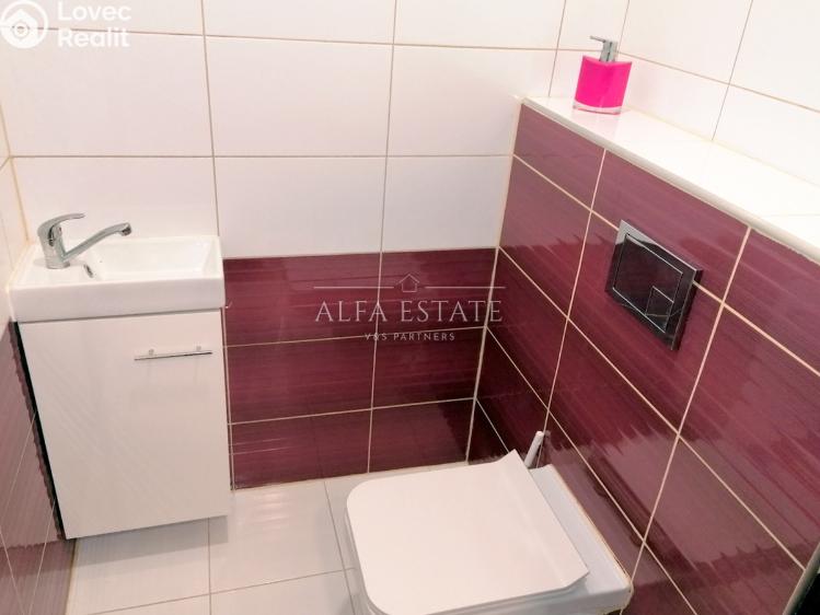 Аренда квартиры 2+KK Karlovy Vary, Sokolovská č. 10