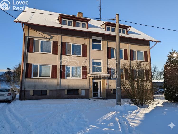 Prodej bytu 3+1 Bezvěrov č. 1