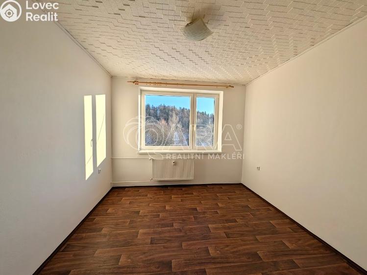 Prodej bytu 3+1 Bezvěrov č. 9