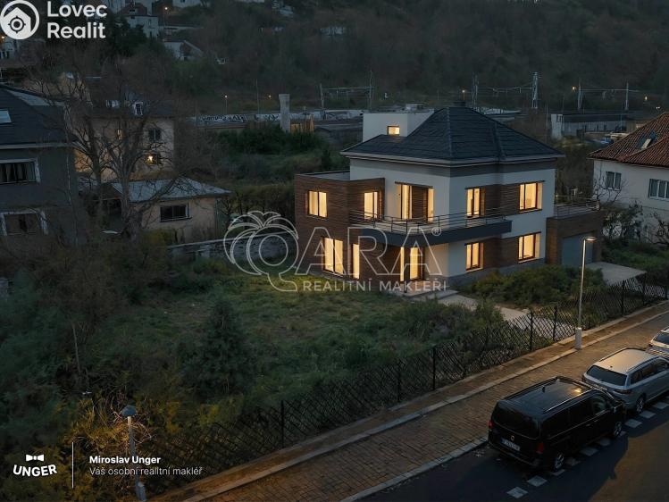 Продажа виллы Praha, Starolázeňská 268/1 č. 3