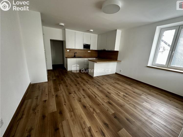 Аренда квартиры 2+KK Slušovice, Dlouhá č. 5