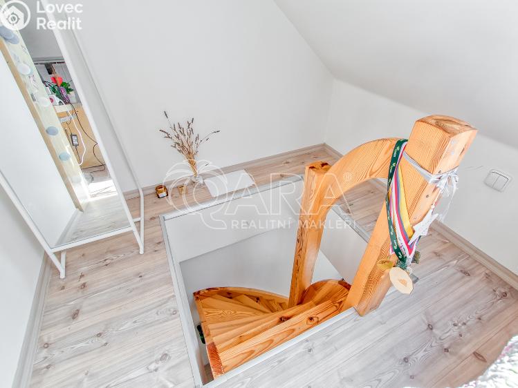 Pronájem bytu 4+KK Frenštát pod Radhoštěm, Podříčí 219 č. 23