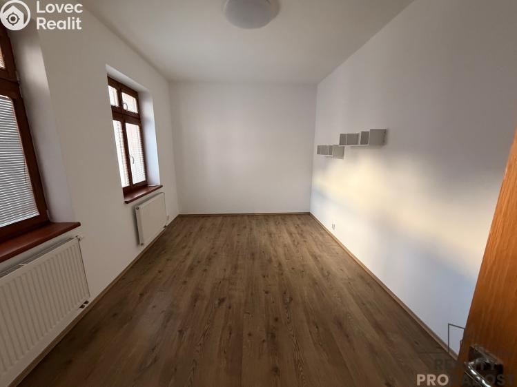 Аренда квартиры 2+KK Olomouc, Ostružnická č. 3