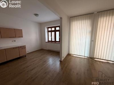Аренда квартиры 2+KK Olomouc, Ostružnická č. 4