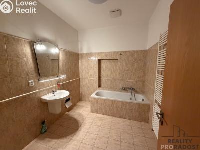 Pronájem bytu 2+KK Olomouc, Ostružnická č. 5