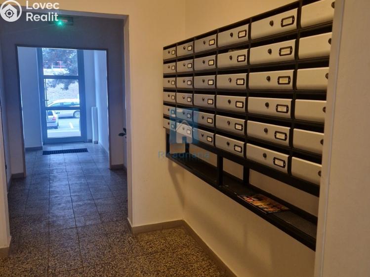 Pronájem bytu 2+KK Praha, Zrzavého č. 16